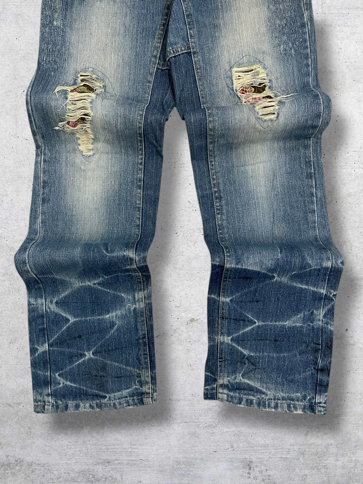 KMRii VINTAGE GURU GUMU 90S JAPAN DESIGNER DISTRESSED ICON DENIM Size US 30 / EU 46 - 3 Thumbnail