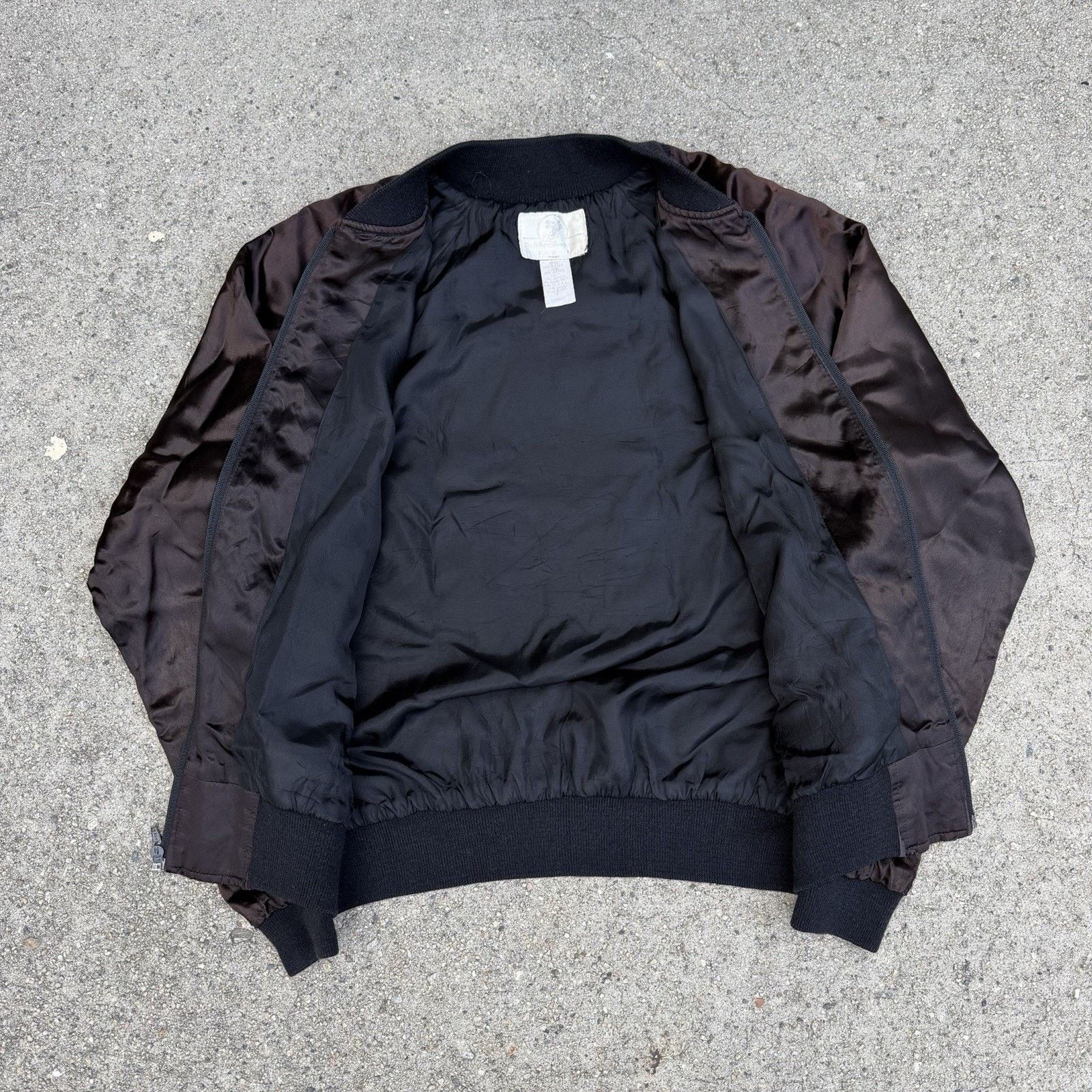 Disney × Vintage Vintage 80s Walt Disney Studios Black Bomber Satin Jacket Size US S / EU 44-46 / 1 - 3 Thumbnail
