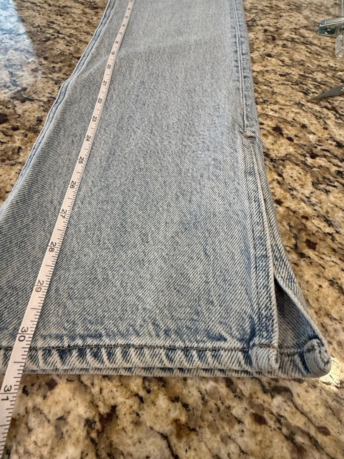 H&M H&M light jeans wash straight leg split hem cotton SZ 2 Size 26" / US 2 / IT 38 - 6 Thumbnail