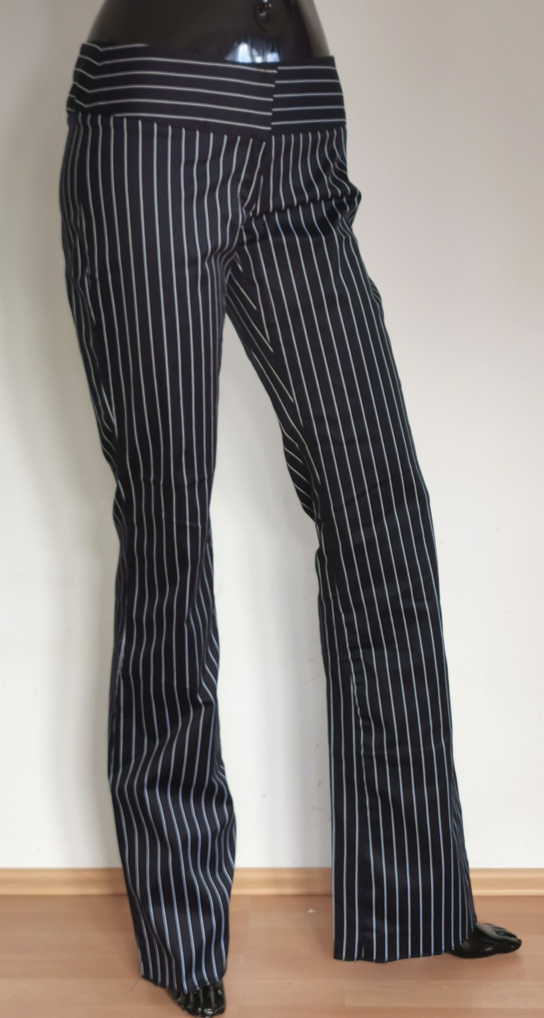 Ferre Vintage FERRE Jeans Pants Italy size 28/42 NEW Size 28" / US 6 / IT 42 - 2 Thumbnail