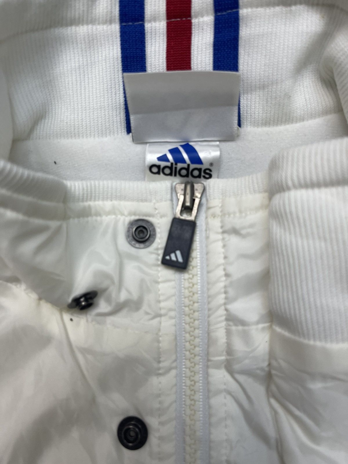 Adidas Vintage Adidas Bomber Jacket Streetwear Size US L / EU 52-54 / 3 - 10 Thumbnail