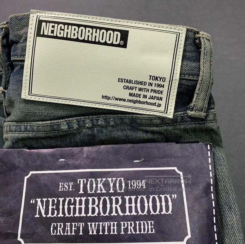 Neighborhood Neighborhood size S Jeans Size US 27 - 8 Thumbnail