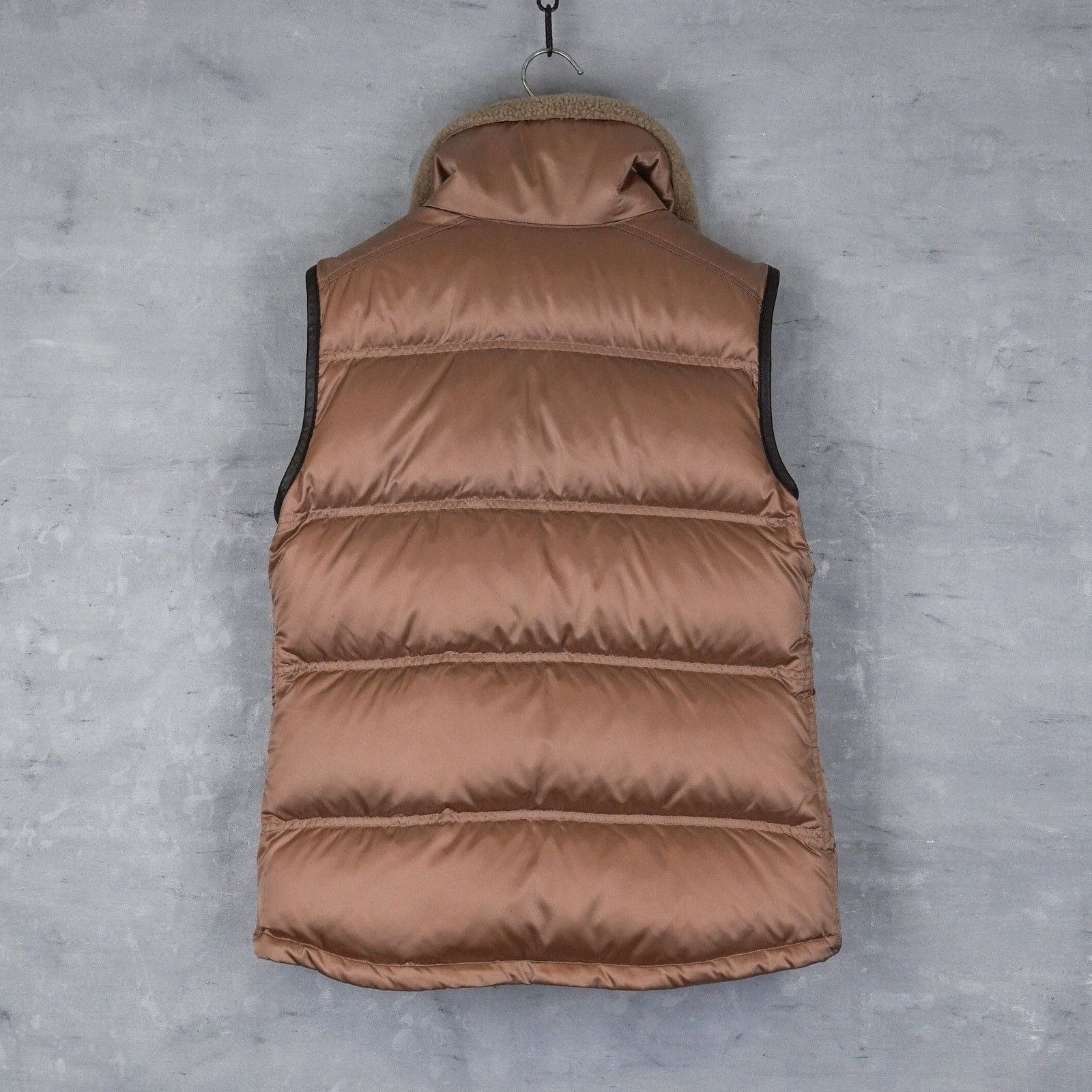 Prada Vintage prada brown nylon womens down puffer vest jacket Size M / US 6-8 / IT 42-44 - 2 Thumbnail