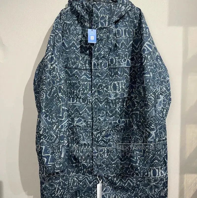 Dior Dior Men's Cotton Blend Navy Coat . Size US M / EU 48-50 / 2 - 1 Thumbnail