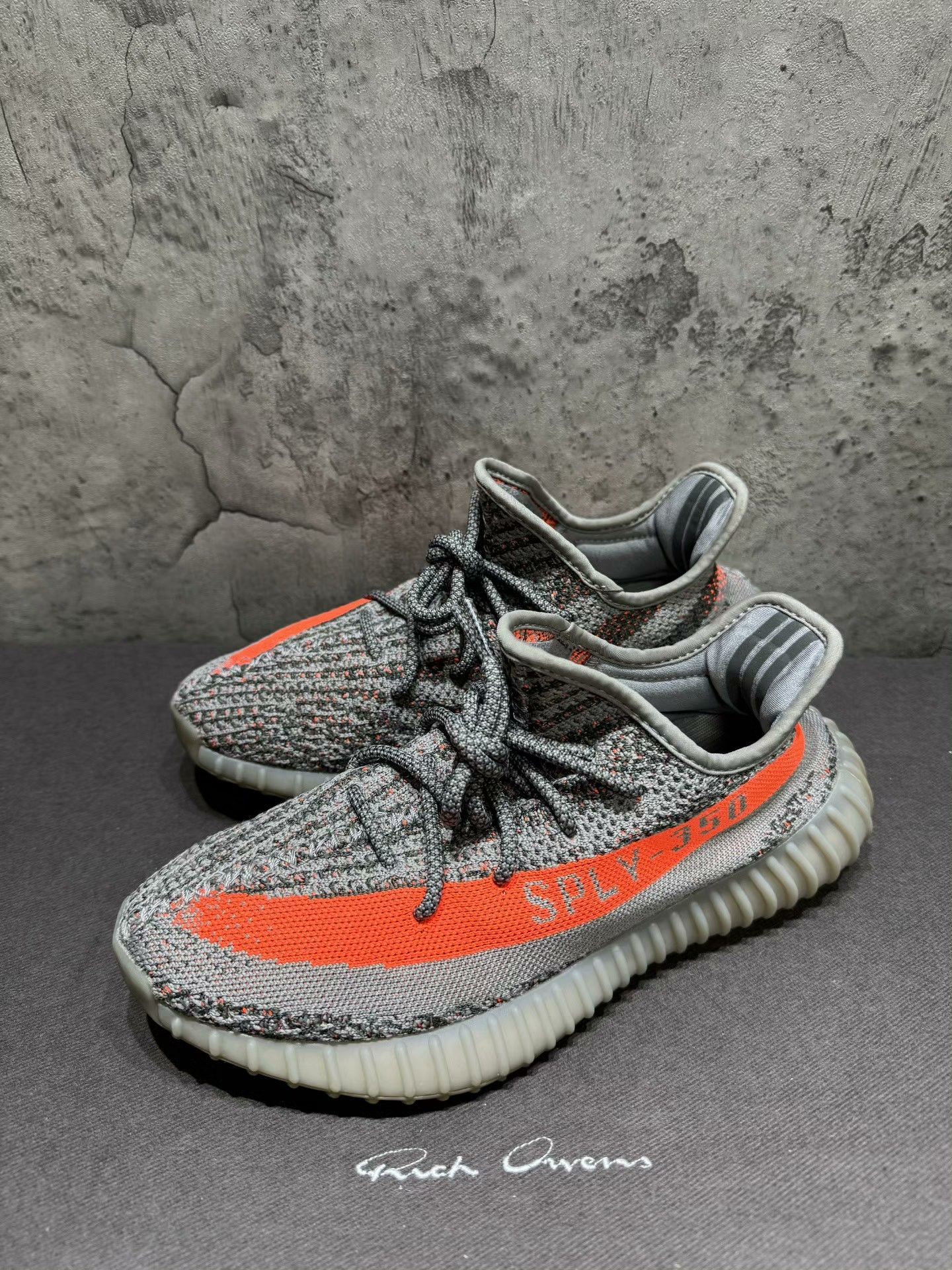 Adidas Adidas YEEZY350 Gray Lowtop Sneakers 40 Men Size US 7.5 / EU 40-41 - 1 Thumbnail