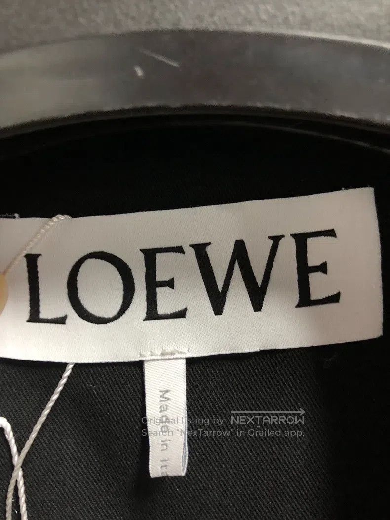 Loewe Loewe Solid Logo Patch Funnel Neck Pocket Long Sleeve Park Size XS / US 0-2 / IT 36-38 - 3 Thumbnail