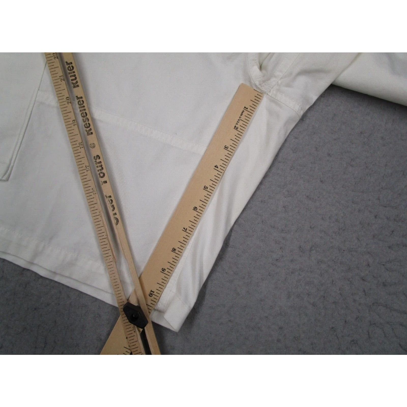 Polo Ralph Lauren Polo Ralph Lauren Shorts Mens 36 White Relaxed Cargo 10" Casual Golf Polo Ralph Lauren Shorts Mens 36 White Relaxed Cargo 10" Casual Golf Size US M / EU 48-50 / 2 - 3 Thumbnail