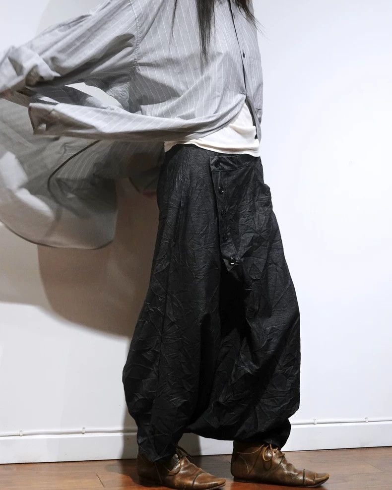 Yohji Yamamoto Yohji Yamamoto size 2 Sharuel silhouette trousers with wri Size US 28 / EU 44 - 2 Thumbnail