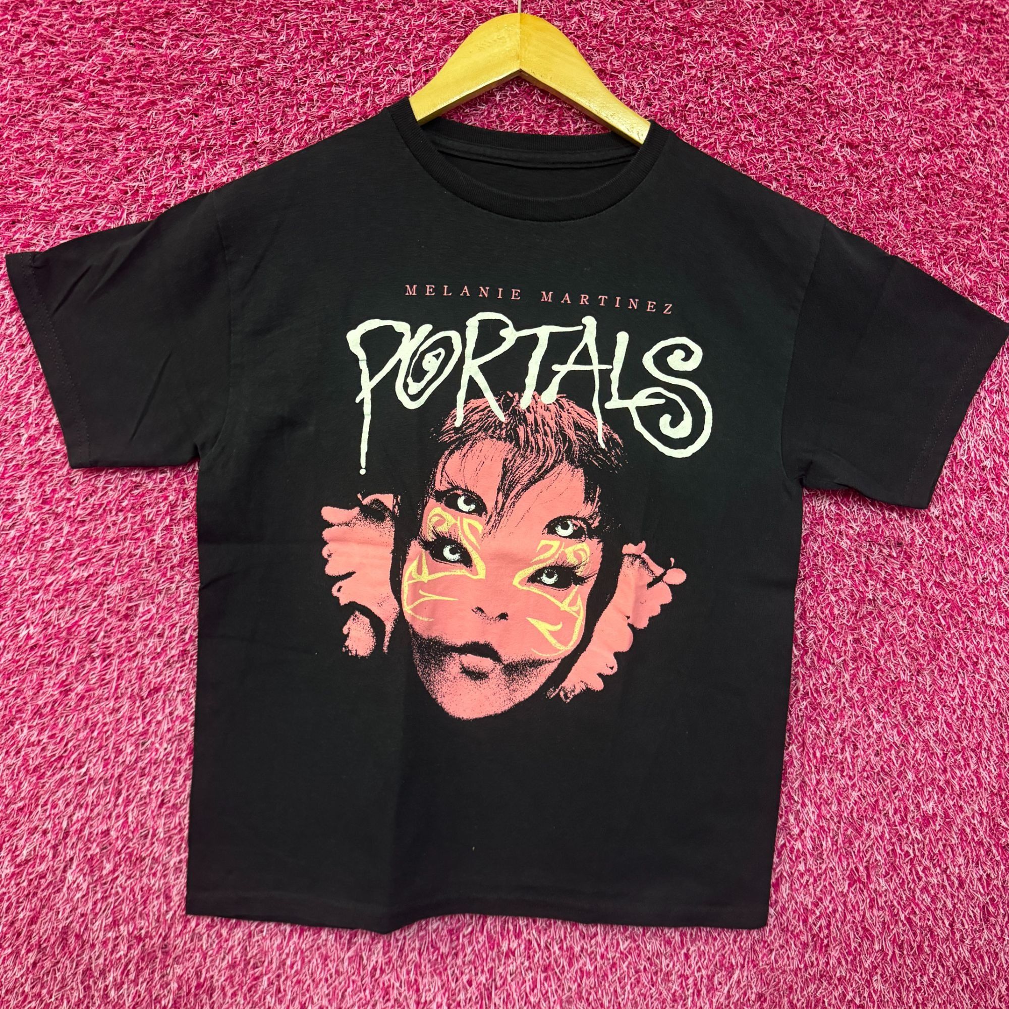 Other Melanie Martinez Portals Cry Baby Electropop Artist Tee M Size US M / EU 48-50 / 2 - 1 Thumbnail