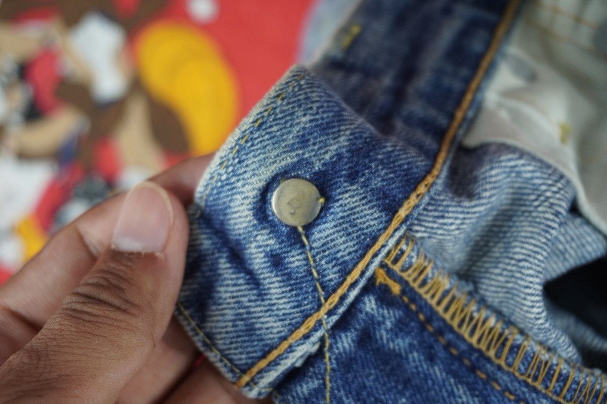 Levi's Vintage Clothing VTG Levi's 502 Big E JAPAN Made Painted Splash Distressed Size US 32 / EU 48 - 14 Thumbnail