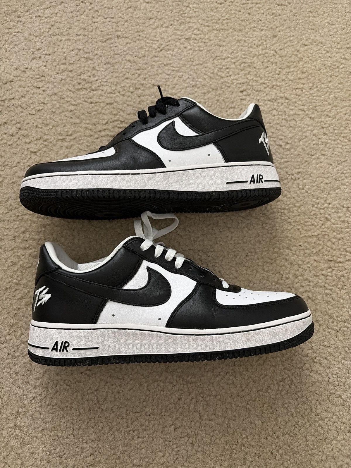 Nike NIKE AIR FORCE 1 TERROR SQUAD Size US 11 / EU 44 - 2 Thumbnail