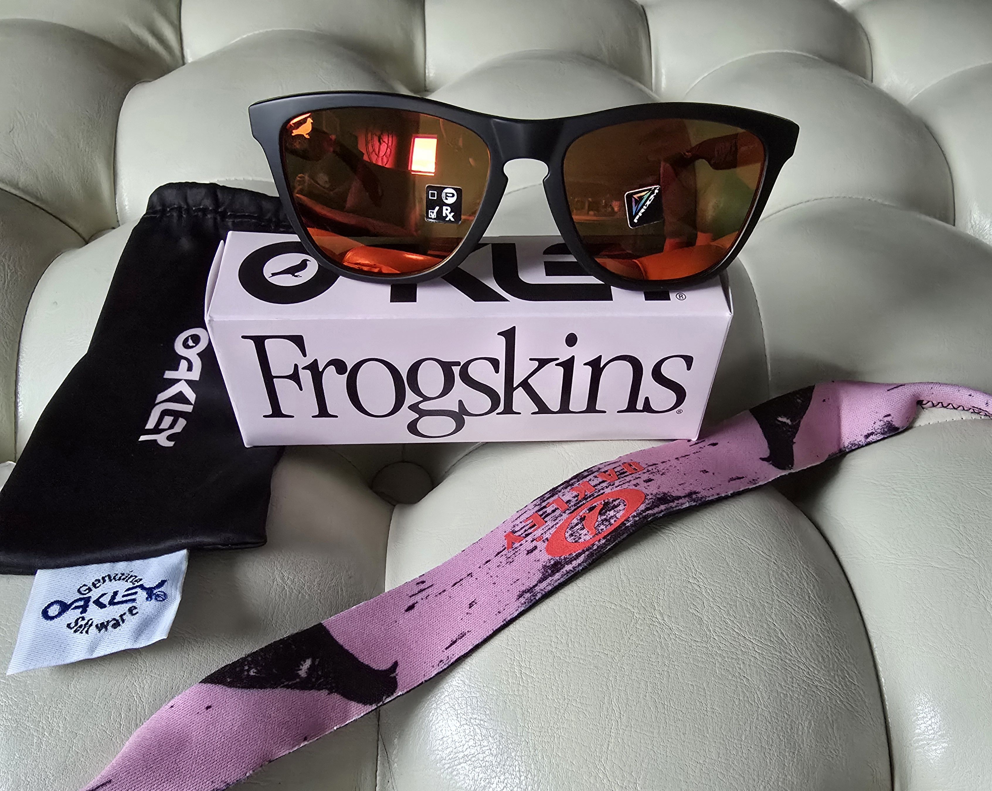 Oakley Oakley Frogskins Staple Matte Black Prizm Ruby Pink Pigeon Size ONE SIZE - 1 Thumbnail