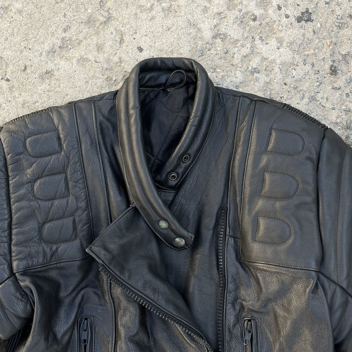 Vintage Vintage Leather Jacket 90s Y2K Style USA Size US M / EU 48-50 / 2 - 5 Thumbnail