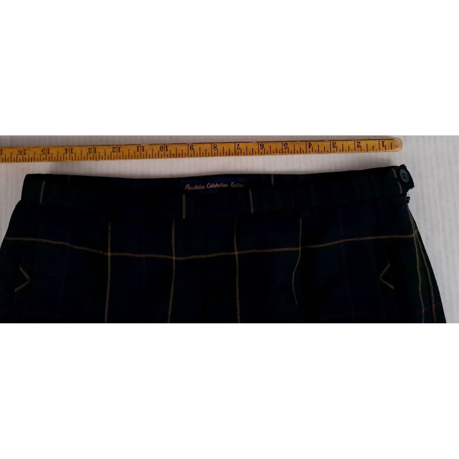 Pendleton VINTAGE Pendleton Wool Women's Pants Plaid Green 14 Green Wool Straight Leg 28in Inseam Preppy Size 36" / US 14 / IT 50 - 7 Thumbnail