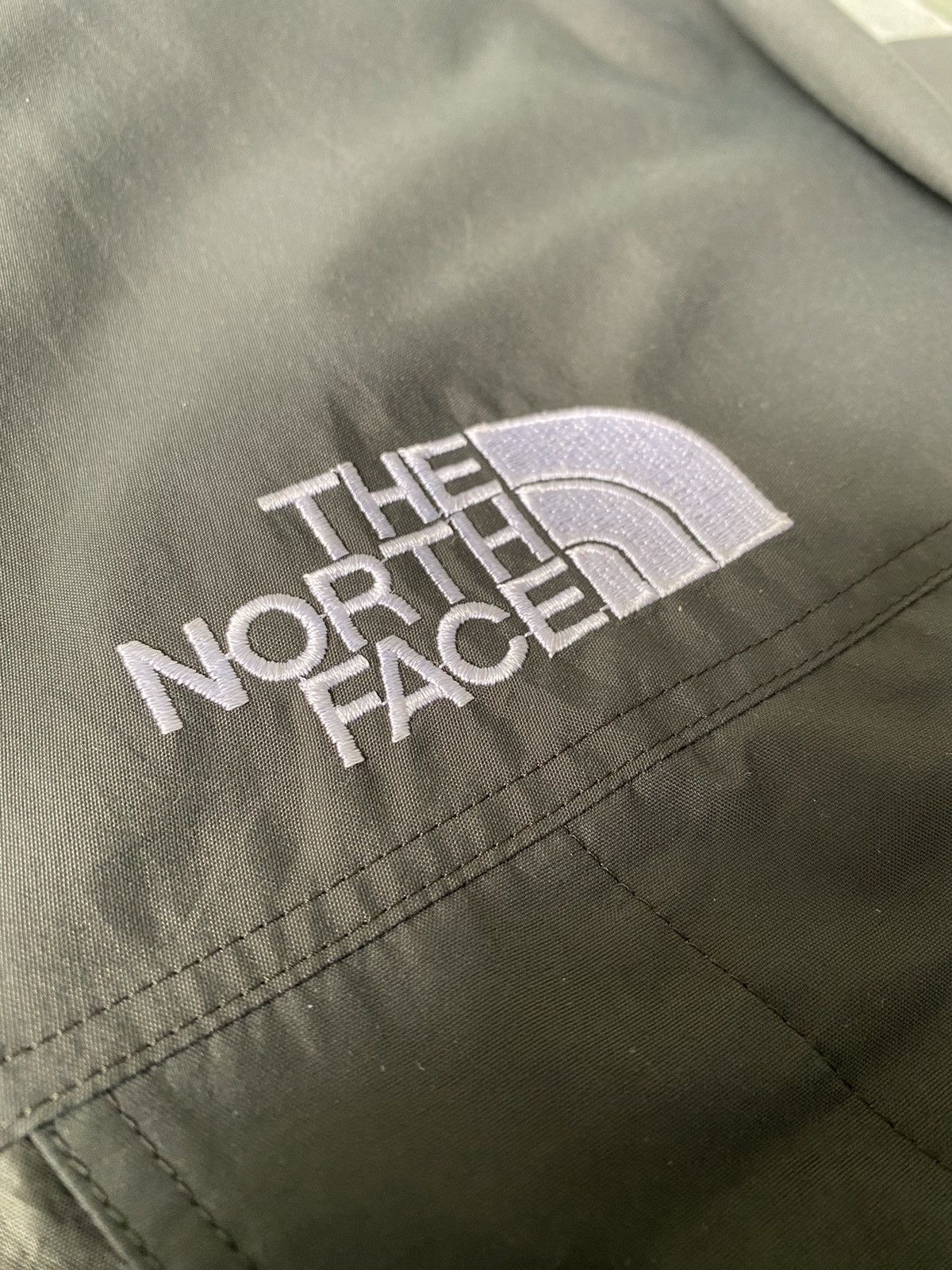 The North Face THE NORTH FACE Gore-Tex Hoodie Jacket (M) Size US M / EU 48-50 / 2 - 16 Thumbnail