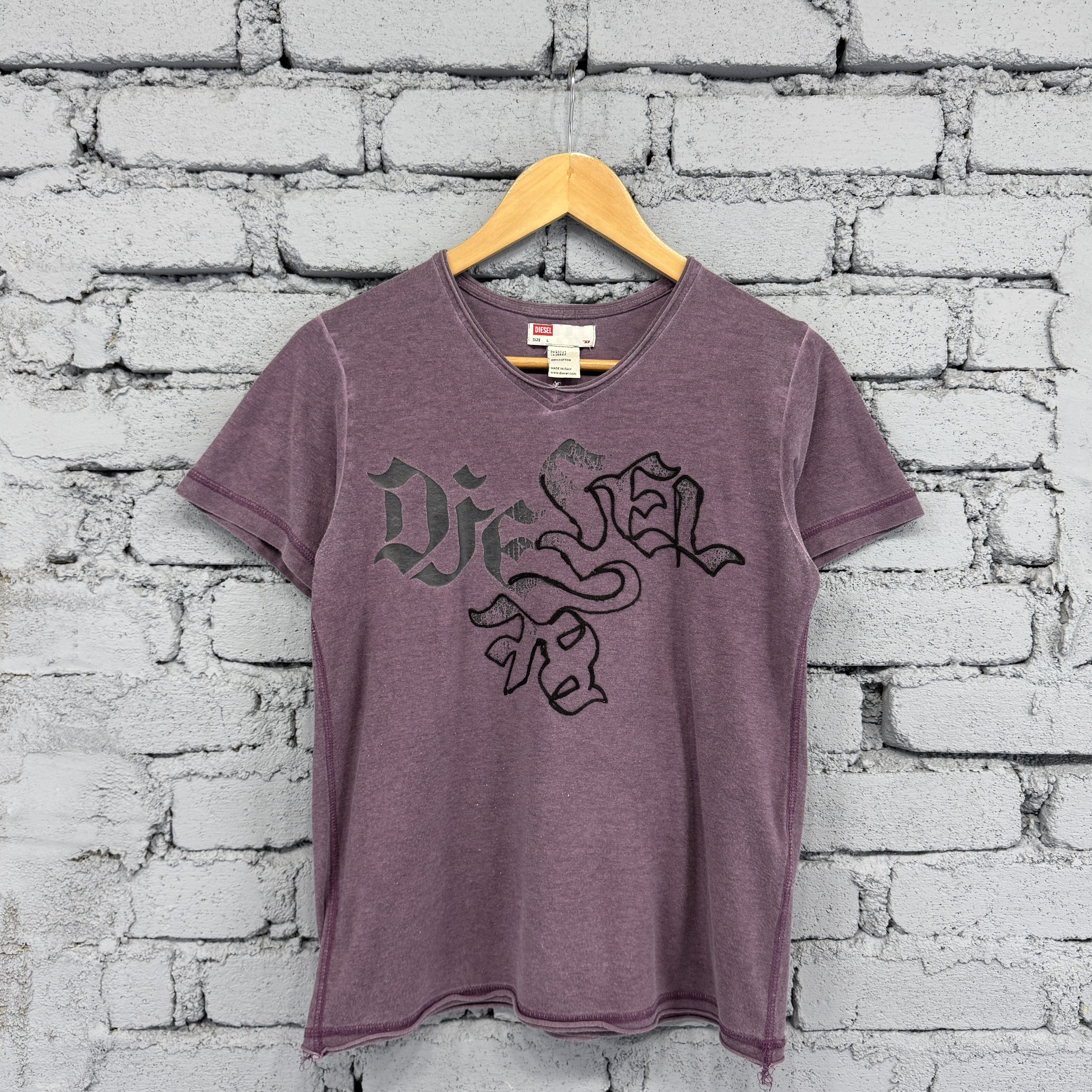 Diesel Rare Vintage Purple Diesel Sunfaded Tshirt Size L / US 10 / IT 46 - 1 Thumbnail
