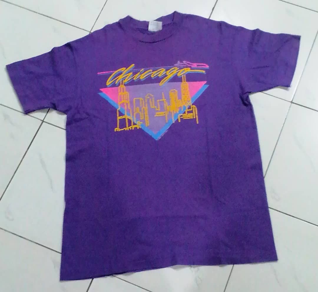 Vintage single stich 1991 Chicago purple Hanes Made in USA diport Size US L / EU 52-54 / 3 - 1 Thumbnail