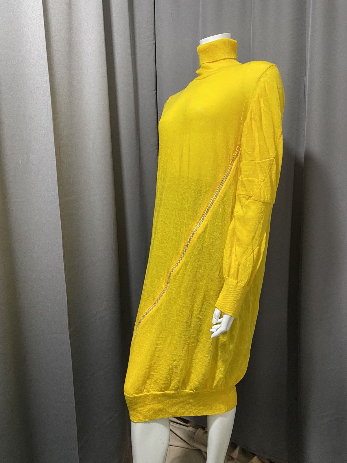 Sacai -2018- Diagonal Zip Knit Dress