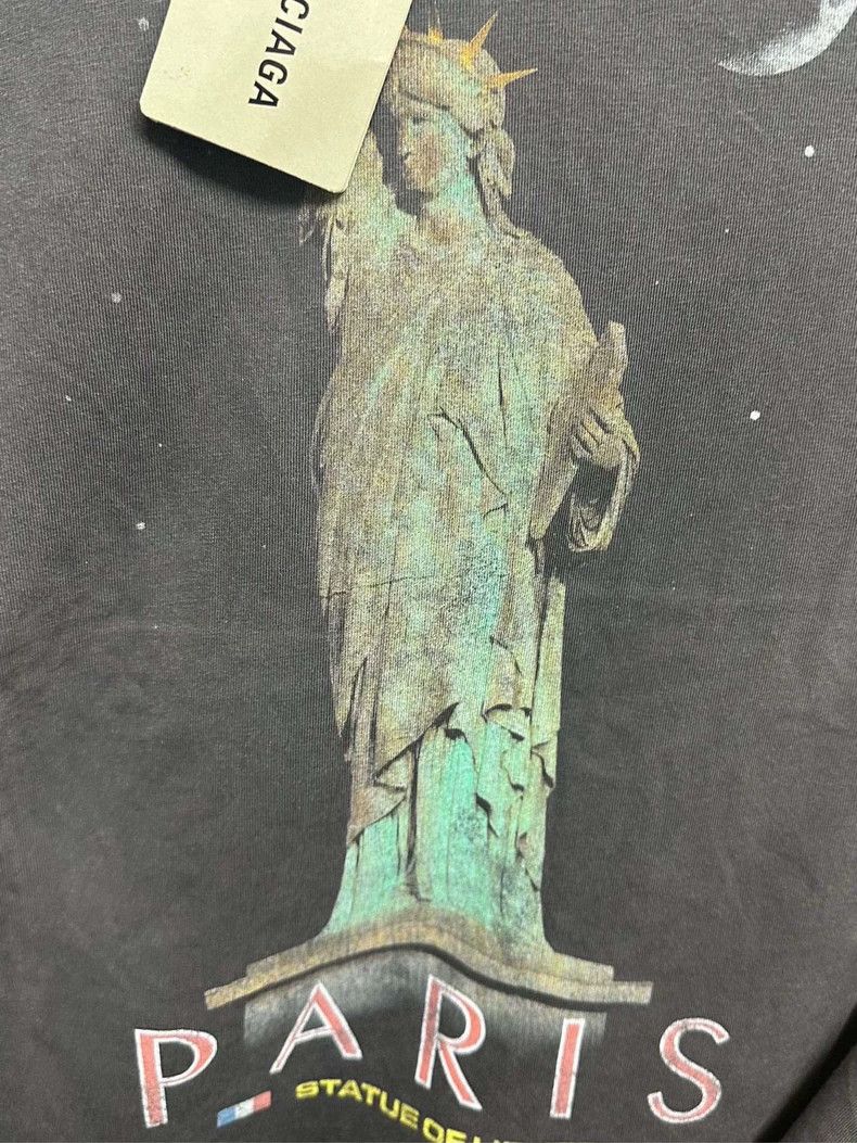 Balenciaga Balenciaga Statue of Liberty Short Sleeve Size US L / EU 52-54 / 3 - 3 Thumbnail