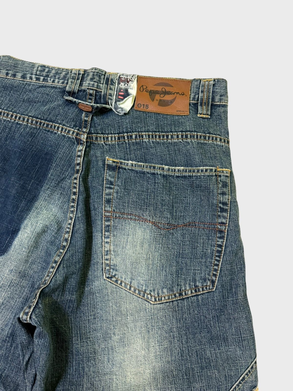 JNCO PEPE JEANS RECONSTRUCTED BAGGY LARGE POCKET JEANS Size US 32 / EU 48 - 12 Thumbnail