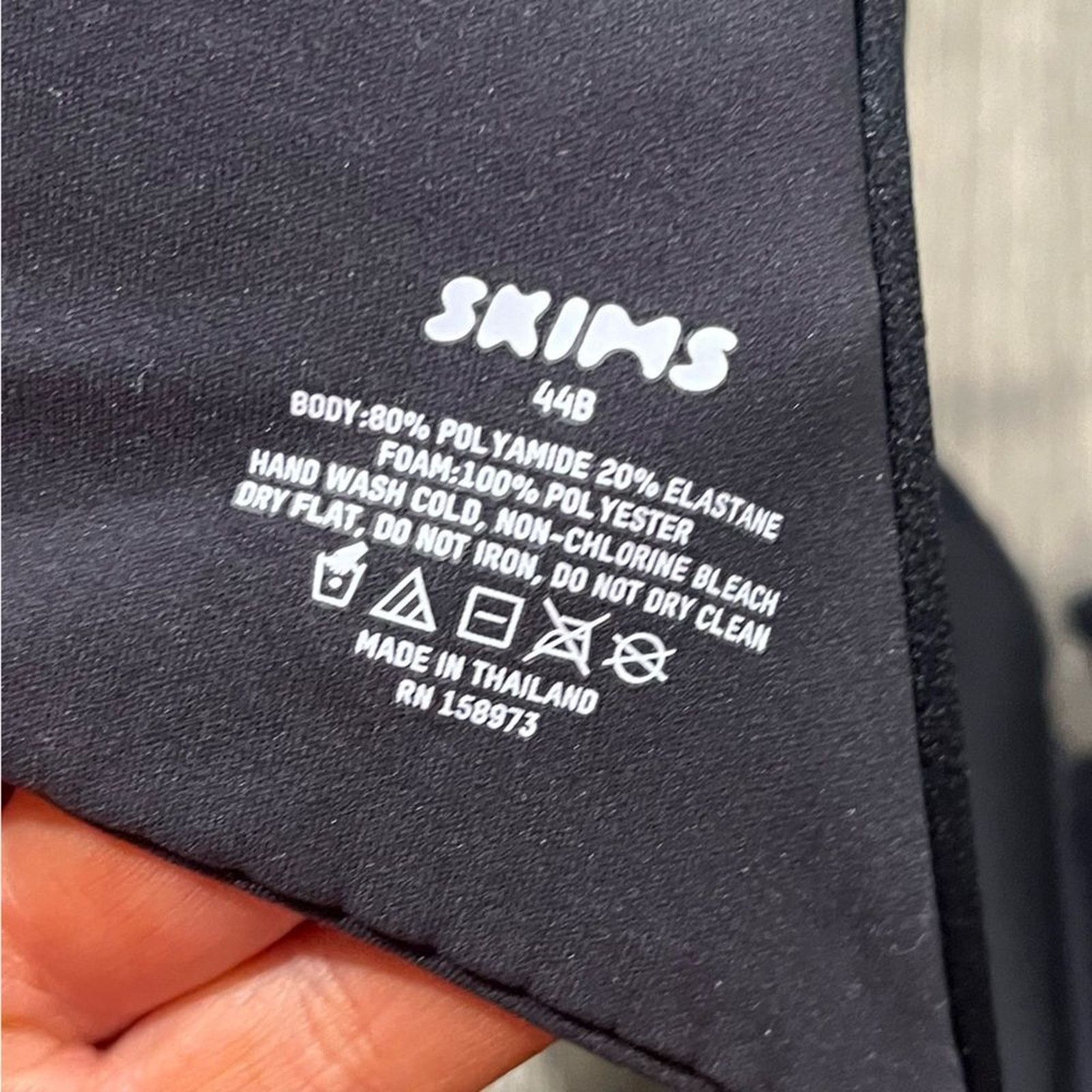 SKIMS NWT Skims Fits Everybody T-Shirt Bra Underwire Size 44B Size ONE SIZE - 5 Thumbnail