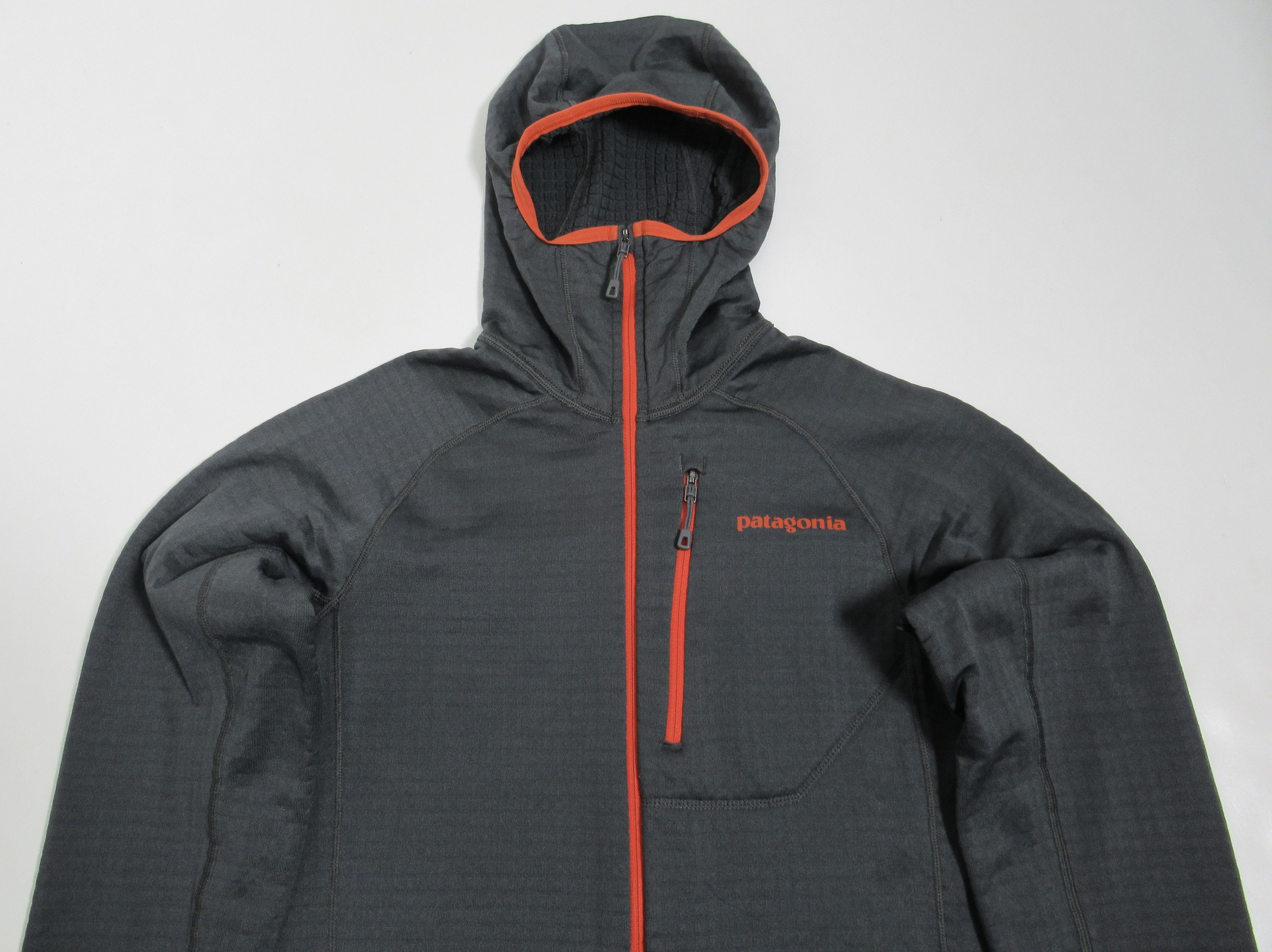 Patagonia Patagonia Men's R1® Hoody Forge Grey FGE 40074FA16 Size S Size US S / EU 44-46 / 1 - 2 Thumbnail