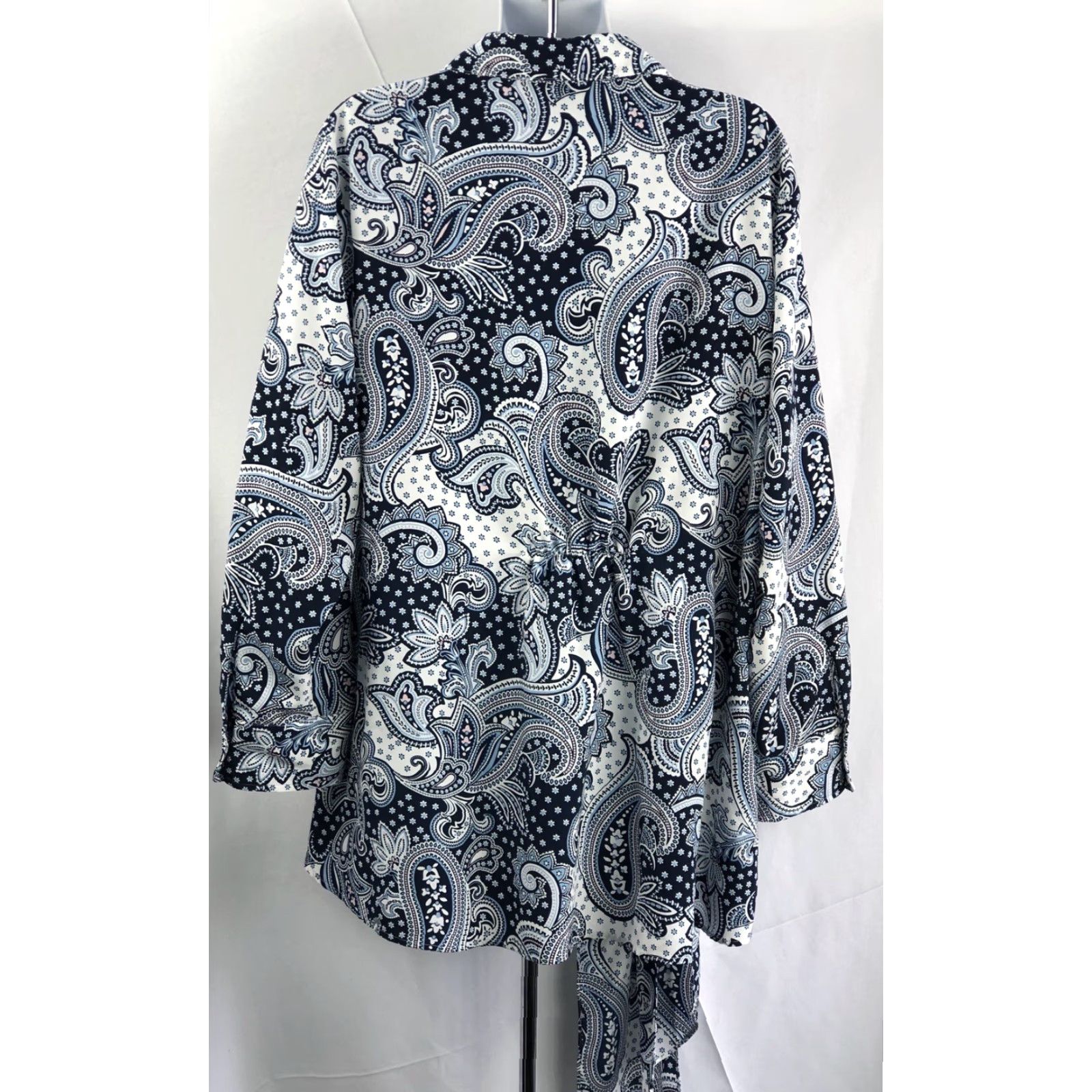 Tommy Hilfiger Tommy Hilfiger Top 1X Blue/Wht Paisley Sash Tie long Sleeves Button Boho Hippie Size XL / US 12-14 / IT 48-50 - 3 Thumbnail