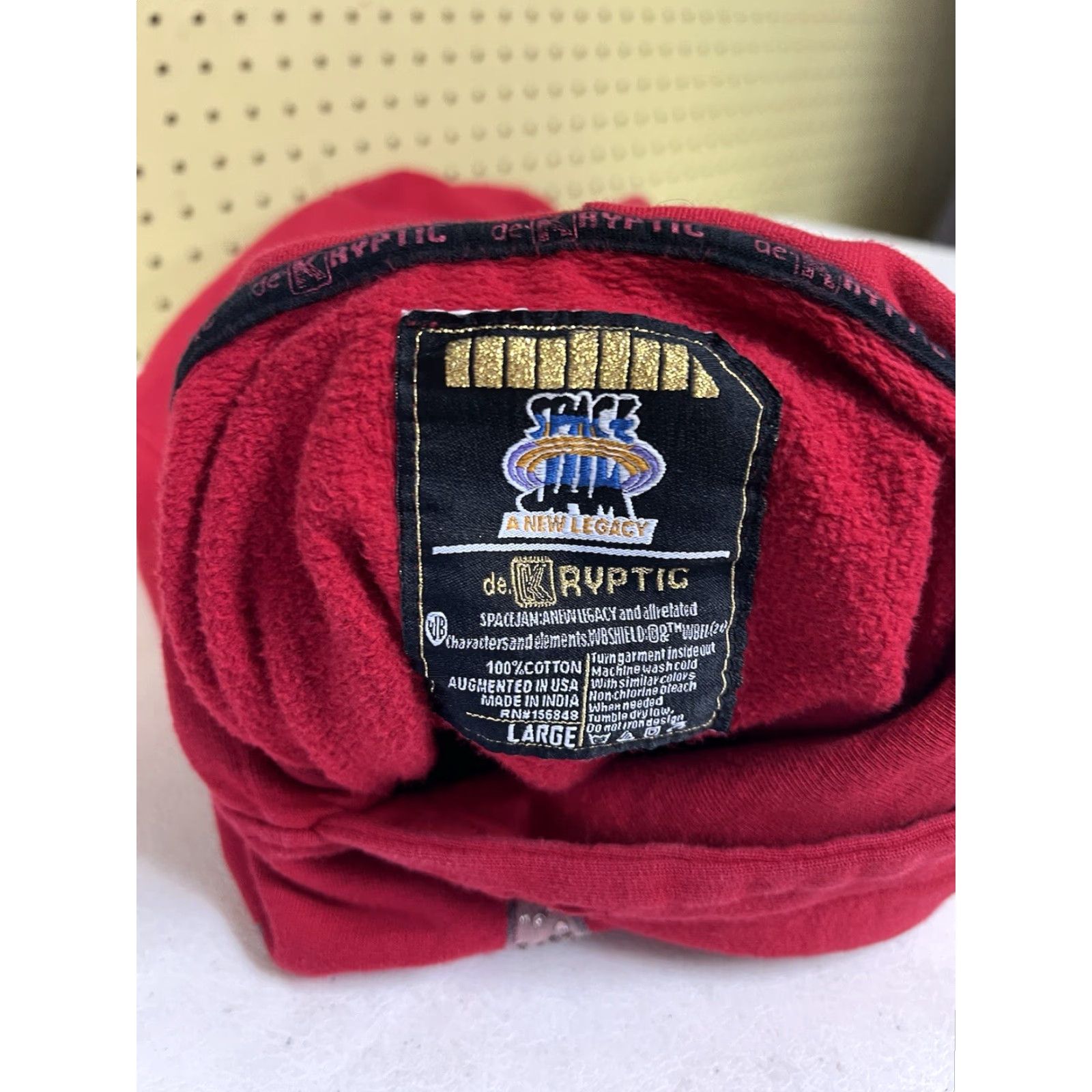 Vintage DE KRYPTIC Space Jam Tune Squad Hoodie Sweatshirt Bunny Dark Spots L Red Cotton Pullover Mens Hoodie Size US L / EU 52-54 / 3 - 6 Thumbnail