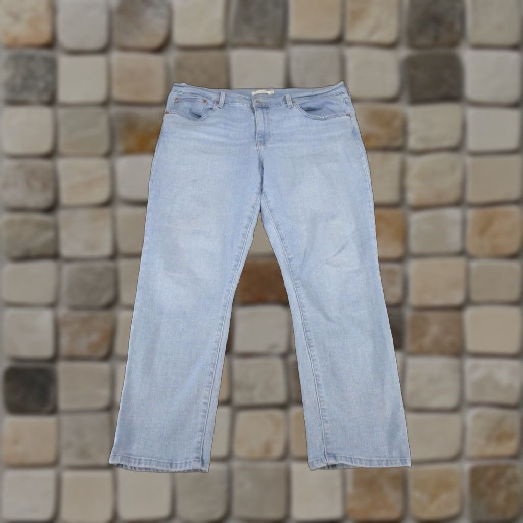 Levi's LEVI'S VINTAGE Boyfriend Jeans Womens 33 Blue Light Wash Denim *Stains Regular Size 24" / US 00 / IT 34 - 1 Thumbnail