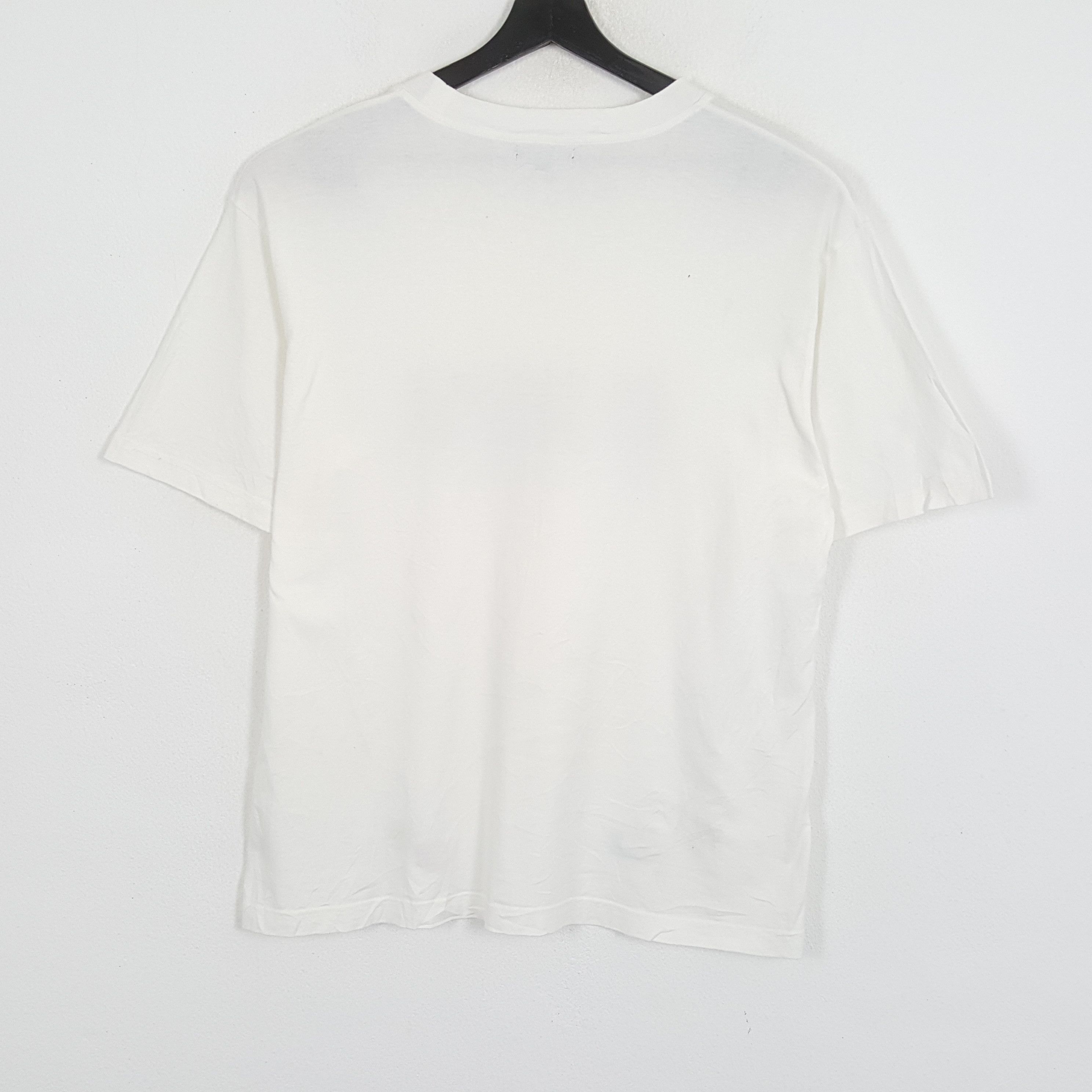 Burberry × Vintage BURBERRY LONDON Luxury Brand Center Logo Spellout Tshirt Size US L / EU 52-54 / 3 - 3 Thumbnail