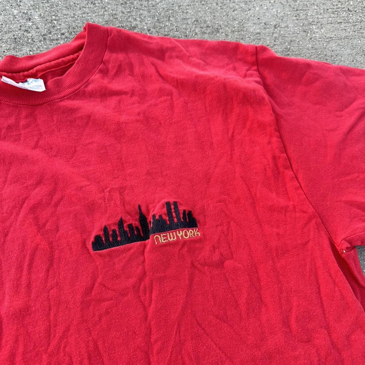 Vintage 1990s single stitch red New York City skyline tee Size US M / EU 48-50 / 2 - 2 Thumbnail
