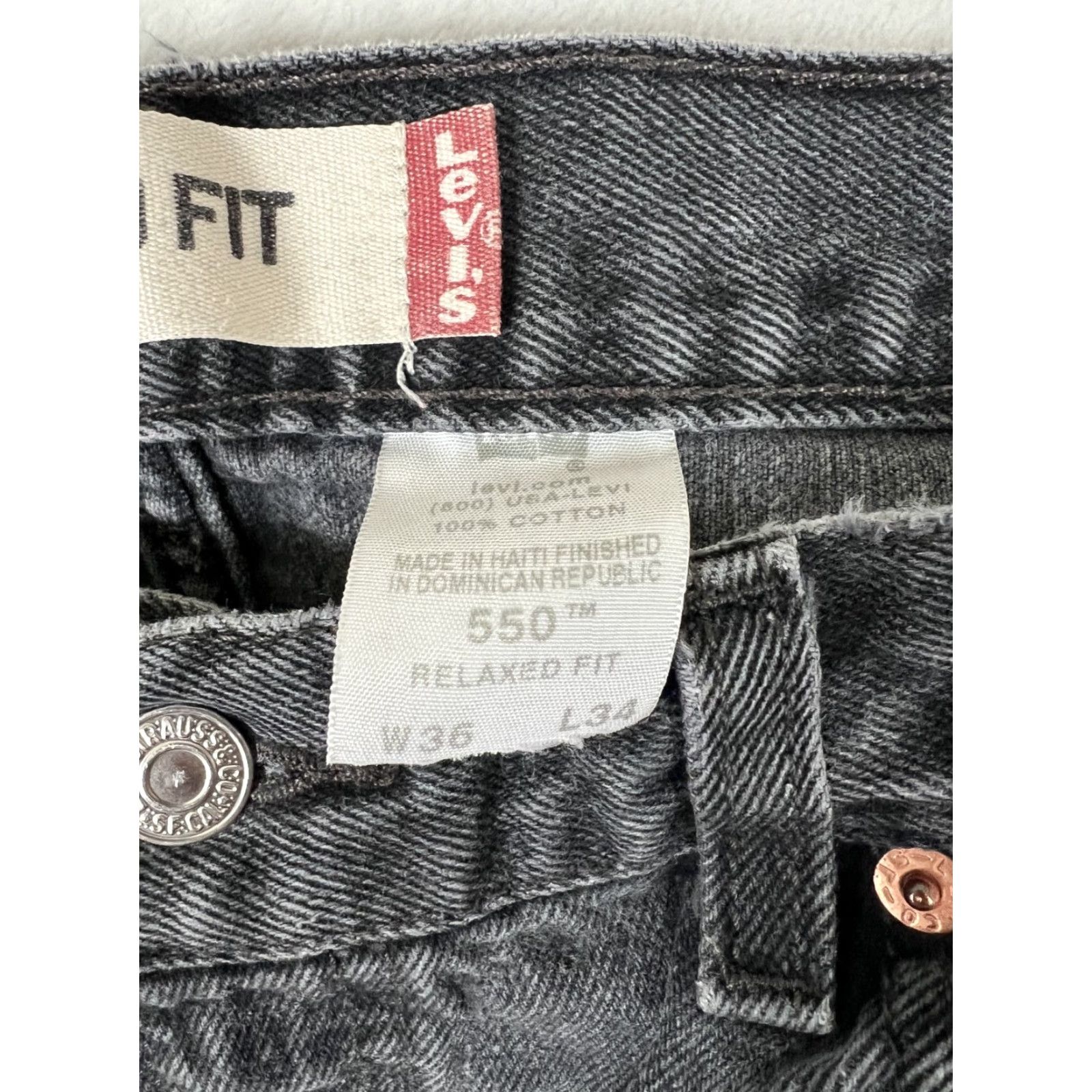 Levi's VINTAGE Levi’s 550 Jeans Black Denim 32x32 Relaxed Fit Mid Rise 5-Pocket Grunge 90s USA Jeans Mens Size US 32 / EU 48 - 5 Thumbnail