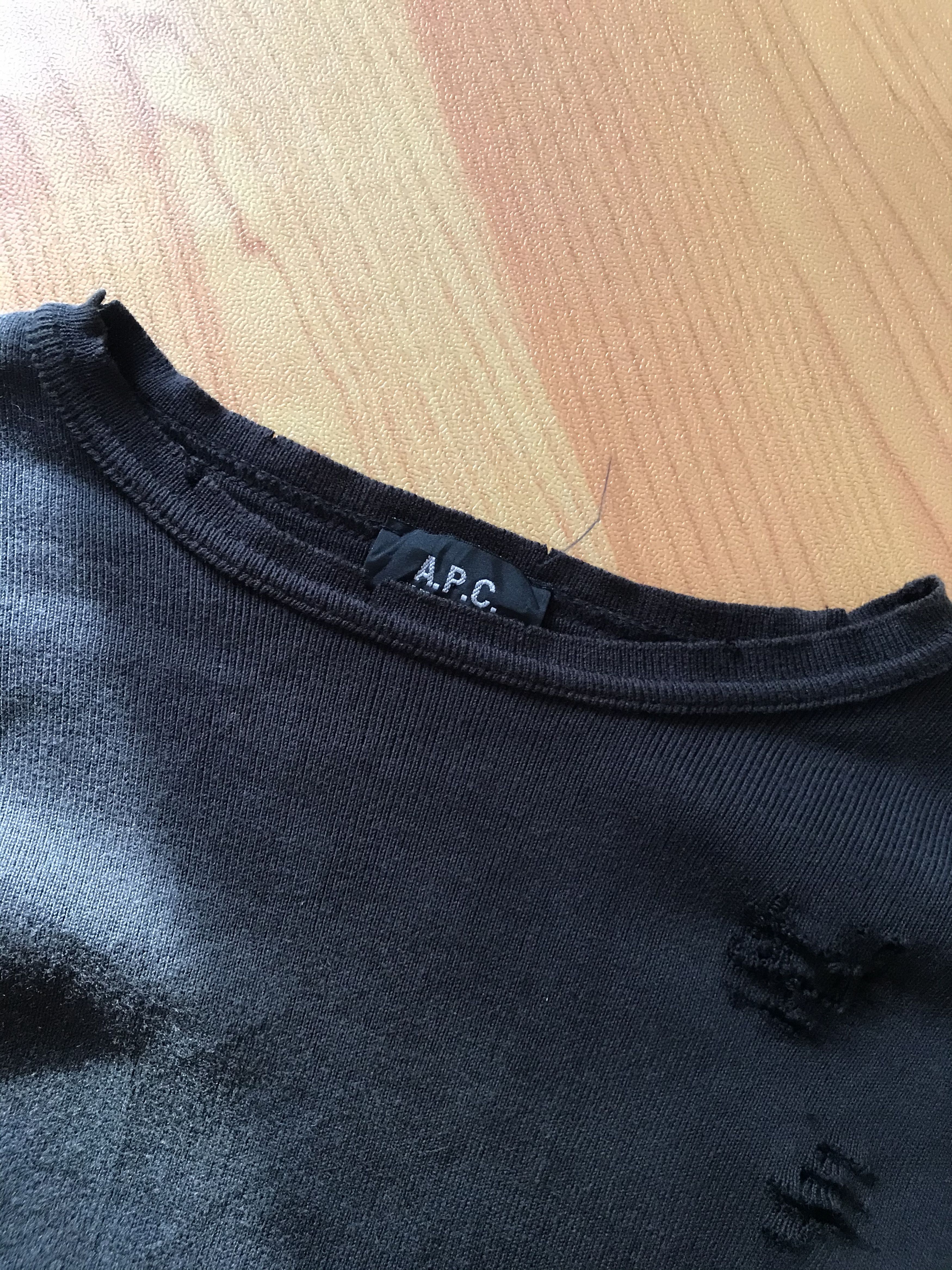 A.P.C. A.P.C destroyed cut out knit sweatshirts cdg style Size US S / EU 44-46 / 1 - 4 Thumbnail