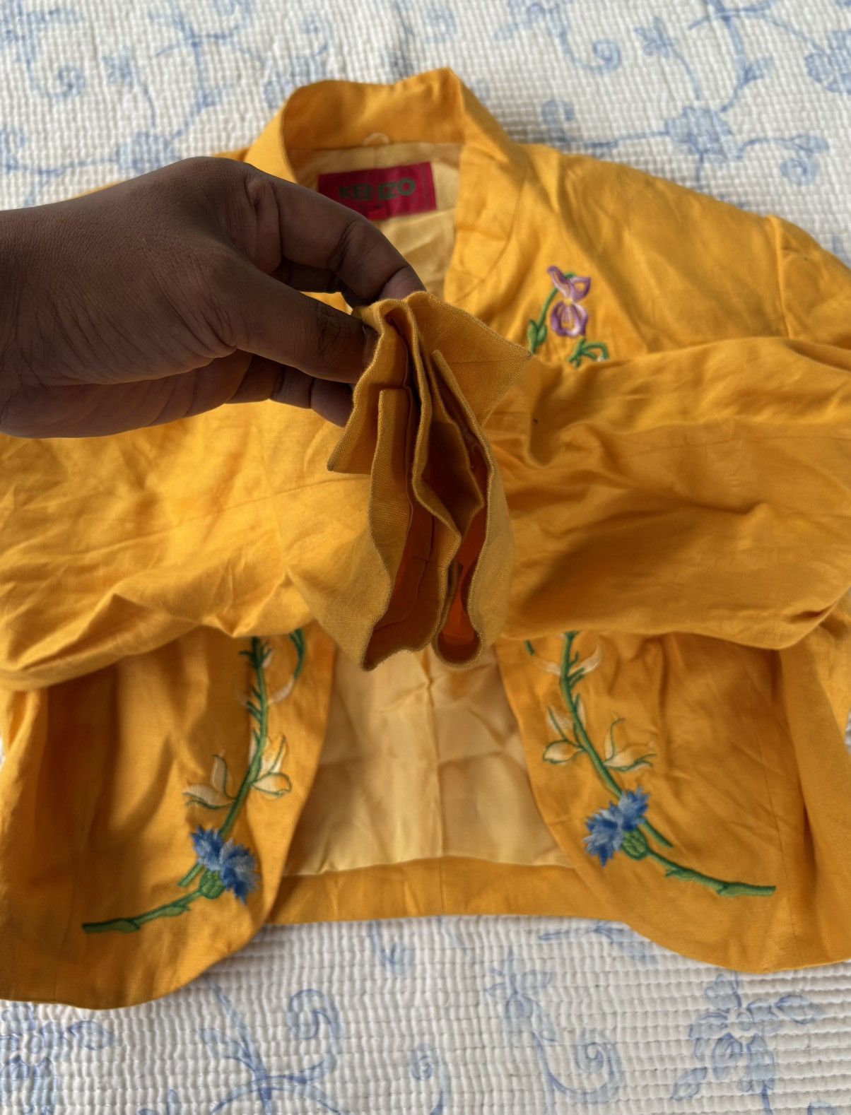 Kenzo Kenzo Cropped Embroidered Floral Buttonless Jacket Size US M / EU 48-50 / 2 - 5 Thumbnail