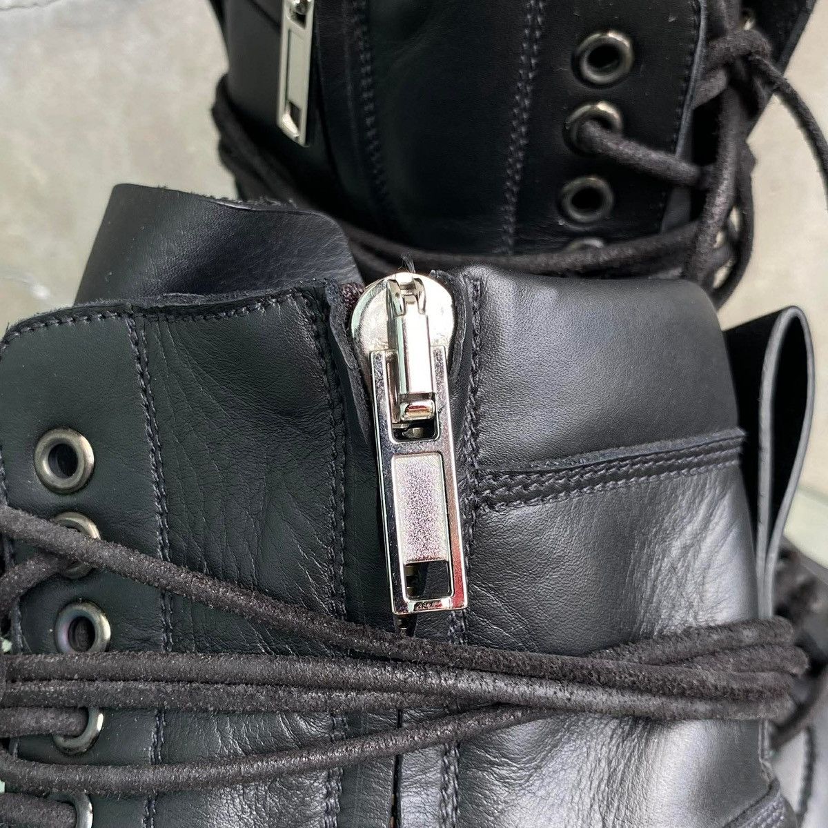 Rick Owens FW2016 ‘Mastodon’ GoodYear Flex Calf Leather Lace Up Boots Size US 9.5 / EU 42-43 - 8 Thumbnail