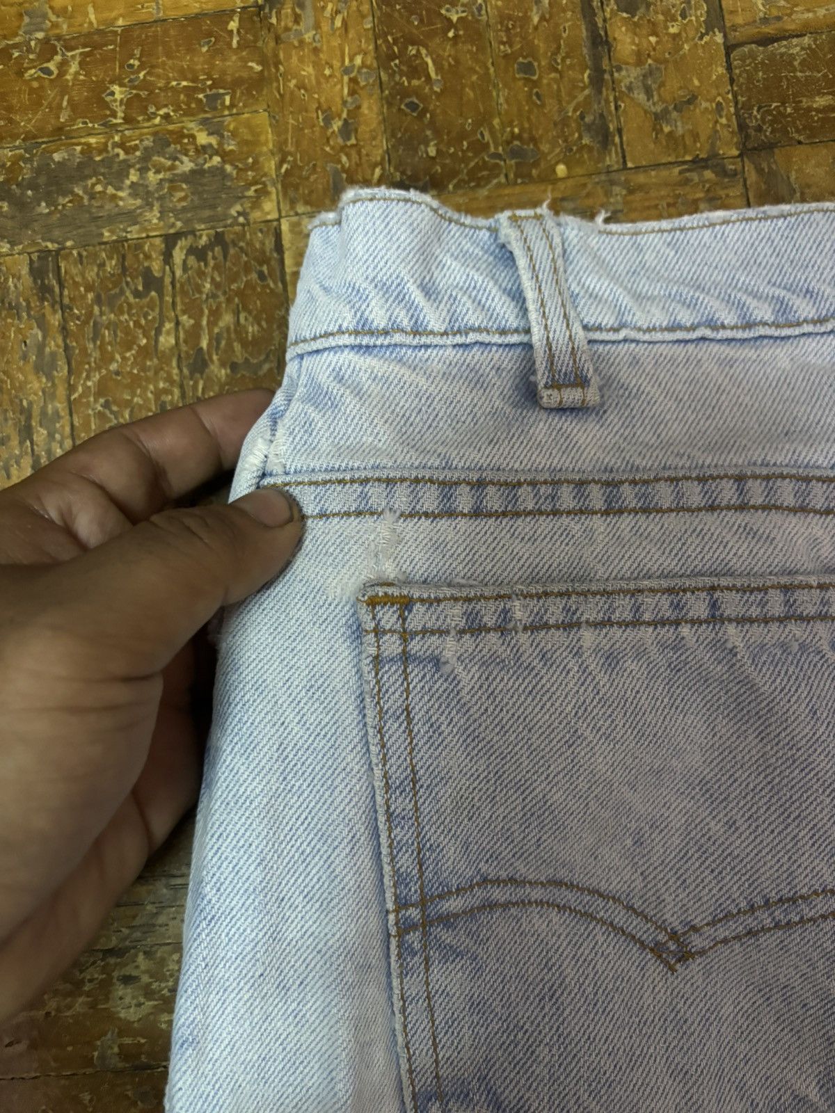 Jean × Levi's × Vintage Vintage Levis 560 Loose Fit Men Jeans (Size 34) Size US 34 / EU 50 - 6 Thumbnail