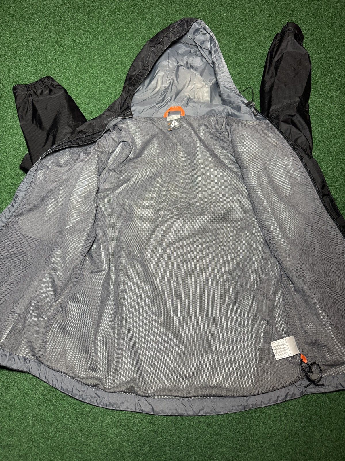 Nike ACG Nike ACG Vintage Y2K Black Full Zip Windbreaker Jacket Size US M / EU 48-50 / 2 - 6 Thumbnail