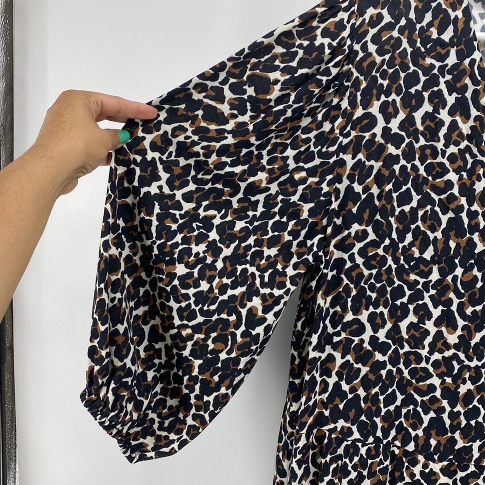 Rebecca Minkoff Rebecca Minkoff chelsea leopard print button front dress M Size M / US 6-8 / IT 42-44 - 13 Thumbnail