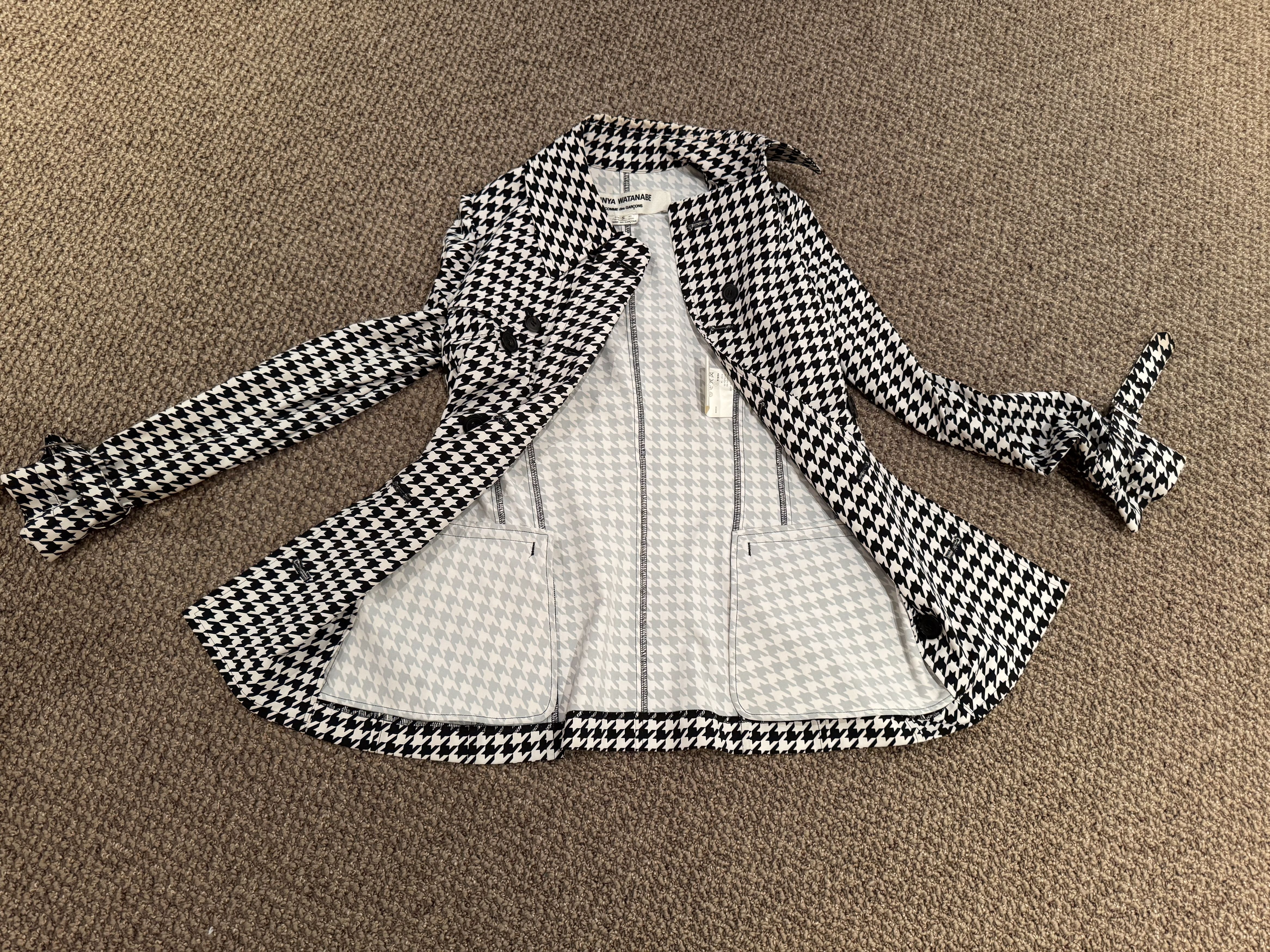 Junya Watanabe Junya Watanabe Houndstooth Short Trench (Size S) Size S / US 4 / IT 40 - 3 Thumbnail