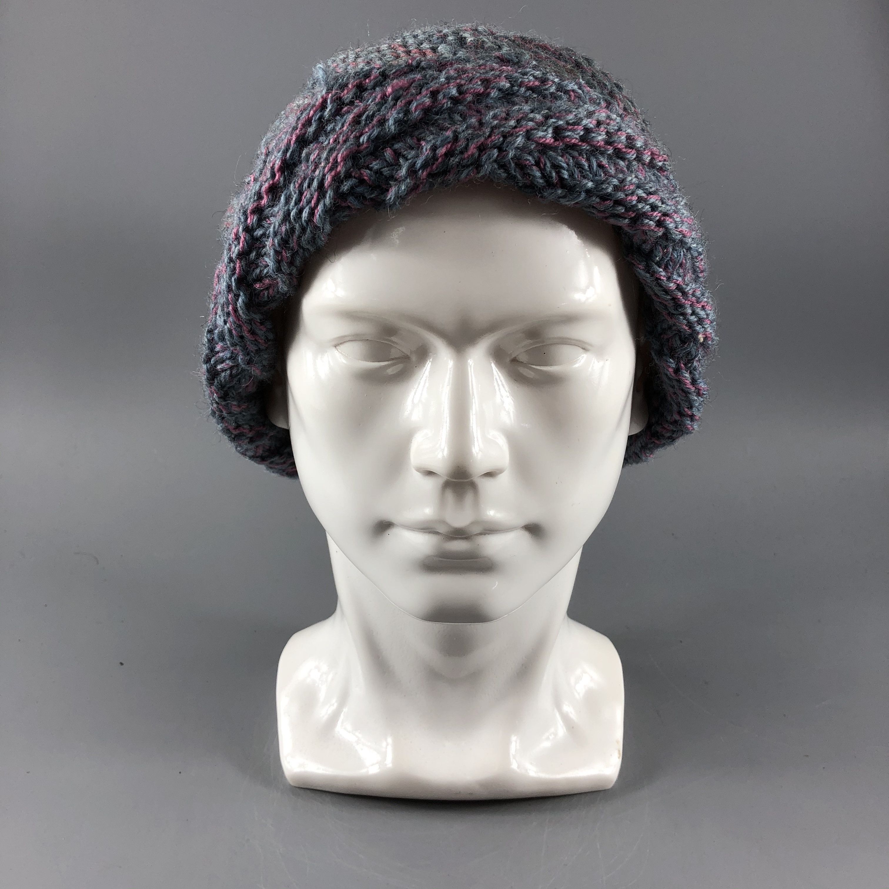 image of Vintage Knit Spiral Euphoria Beanie Snow Hat Snow Cap B134, Men's