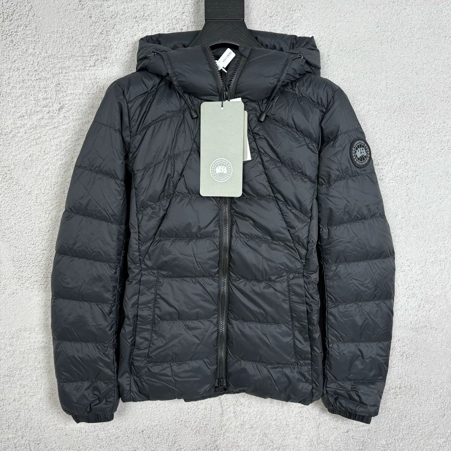Canada Goose Canada Goose Abbott Black Hooded Down Jacket Size US S / EU 44-46 / 1 - 1 Thumbnail
