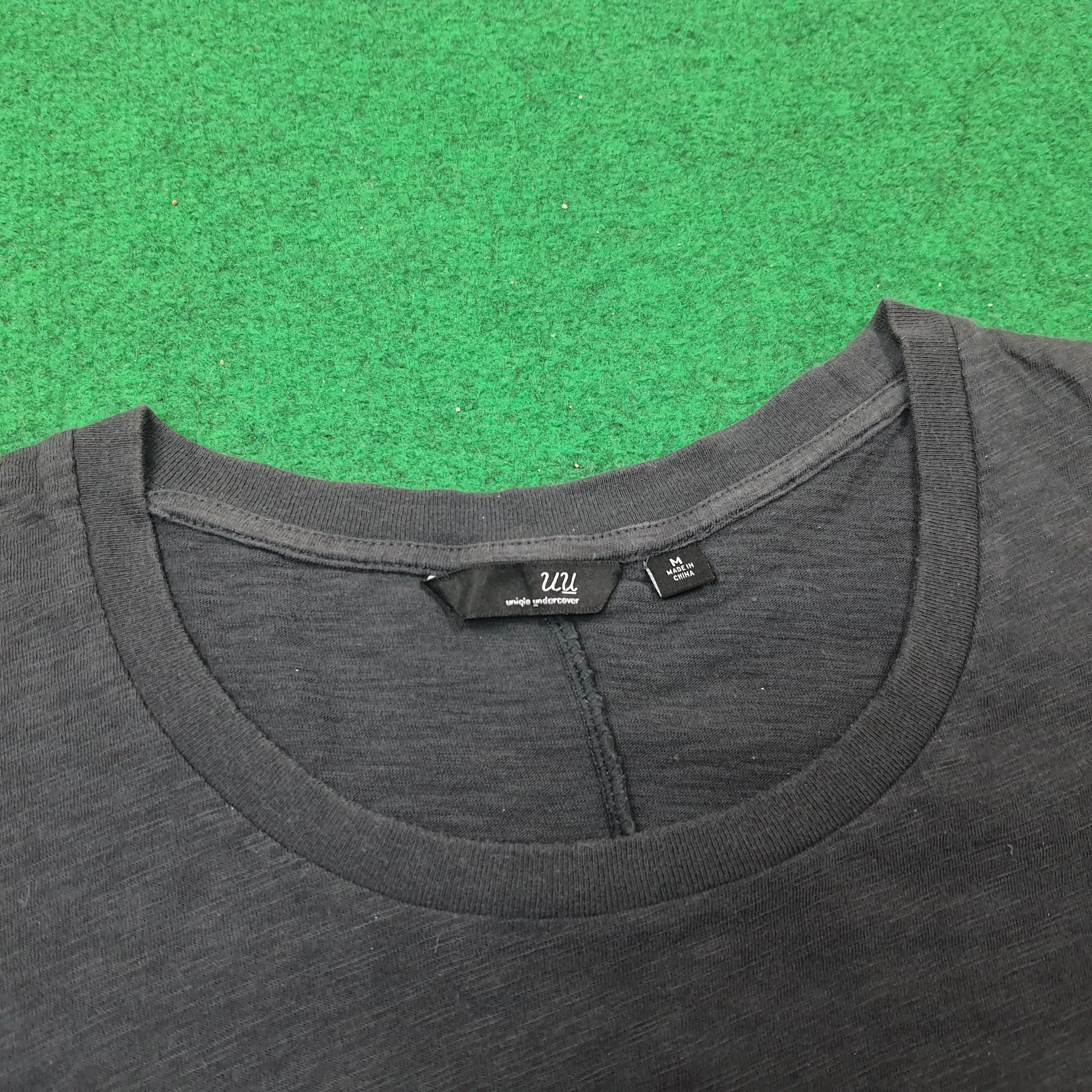 Undercover × Vintage Vintage Uniqlo x Undercover Japanese Brand tshirt C219N61 Size US M / EU 48-50 / 2 - 5 Thumbnail