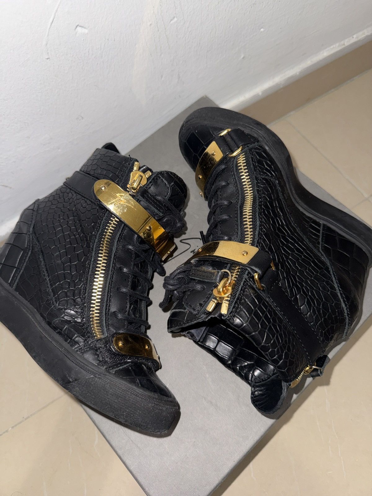 Giuseppe Zanotti Giuseppe Zanotti high-top Size US 6 / IT 36 - 1 Thumbnail