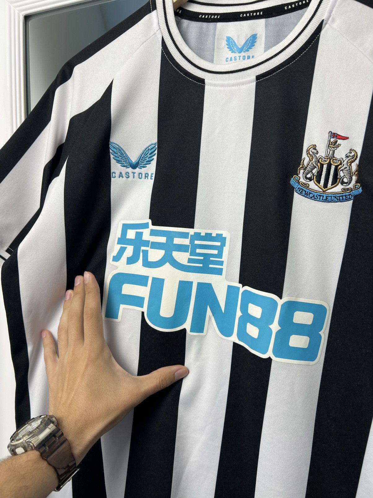 Castore × Vintage Newcastle United 130 Years Home Jersey L Castore 2022/23 Size US L / EU 52-54 / 3 - 6 Thumbnail