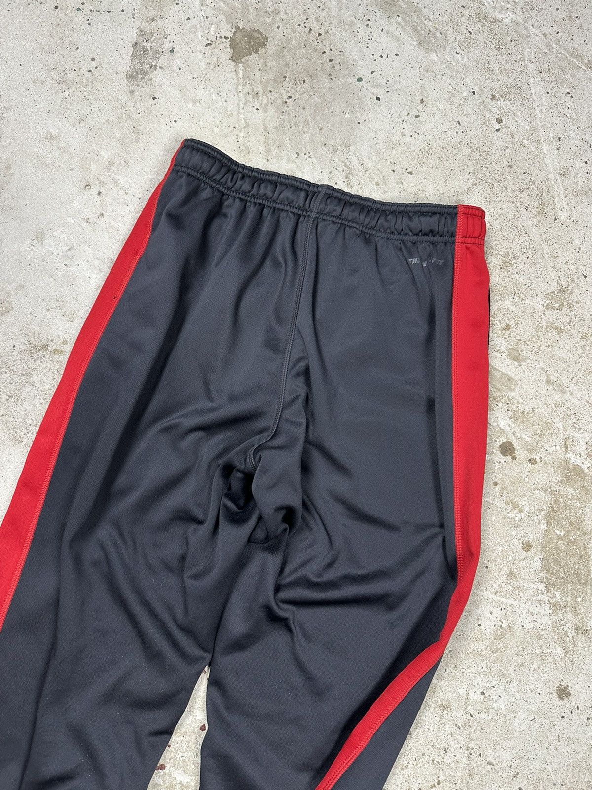 Nike ‼️ Vintage y2k Nike Black Track Pants Swoosh Therma Fit Strip Size US 32 / EU 48 - 10 Thumbnail