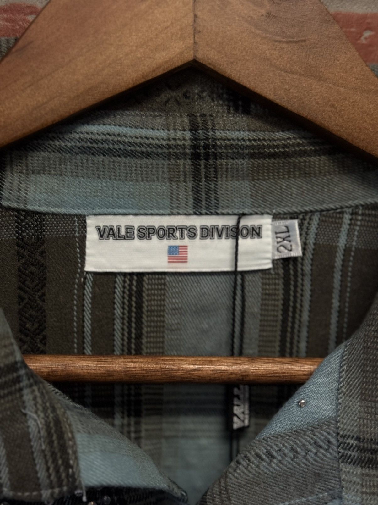 Vale Valley Crystal Flannel Long Sleeve Stones Size XXL (NEW) 💎 Size US XXL / EU 58 / 5 - 8 Thumbnail