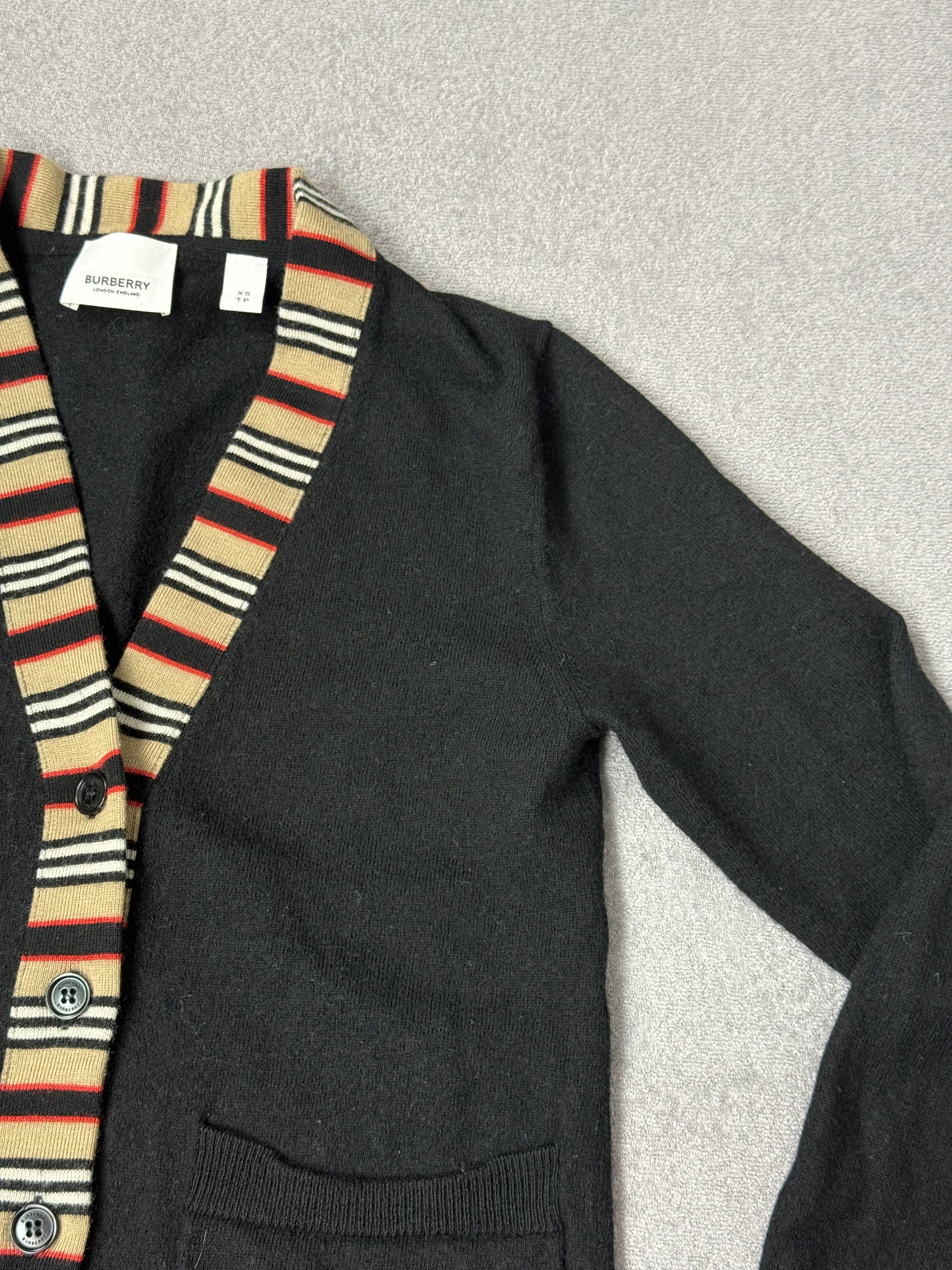Burberry Black Burberry Wool Sweater XS Size XS / US 0-2 / IT 36-38 - 4 Thumbnail