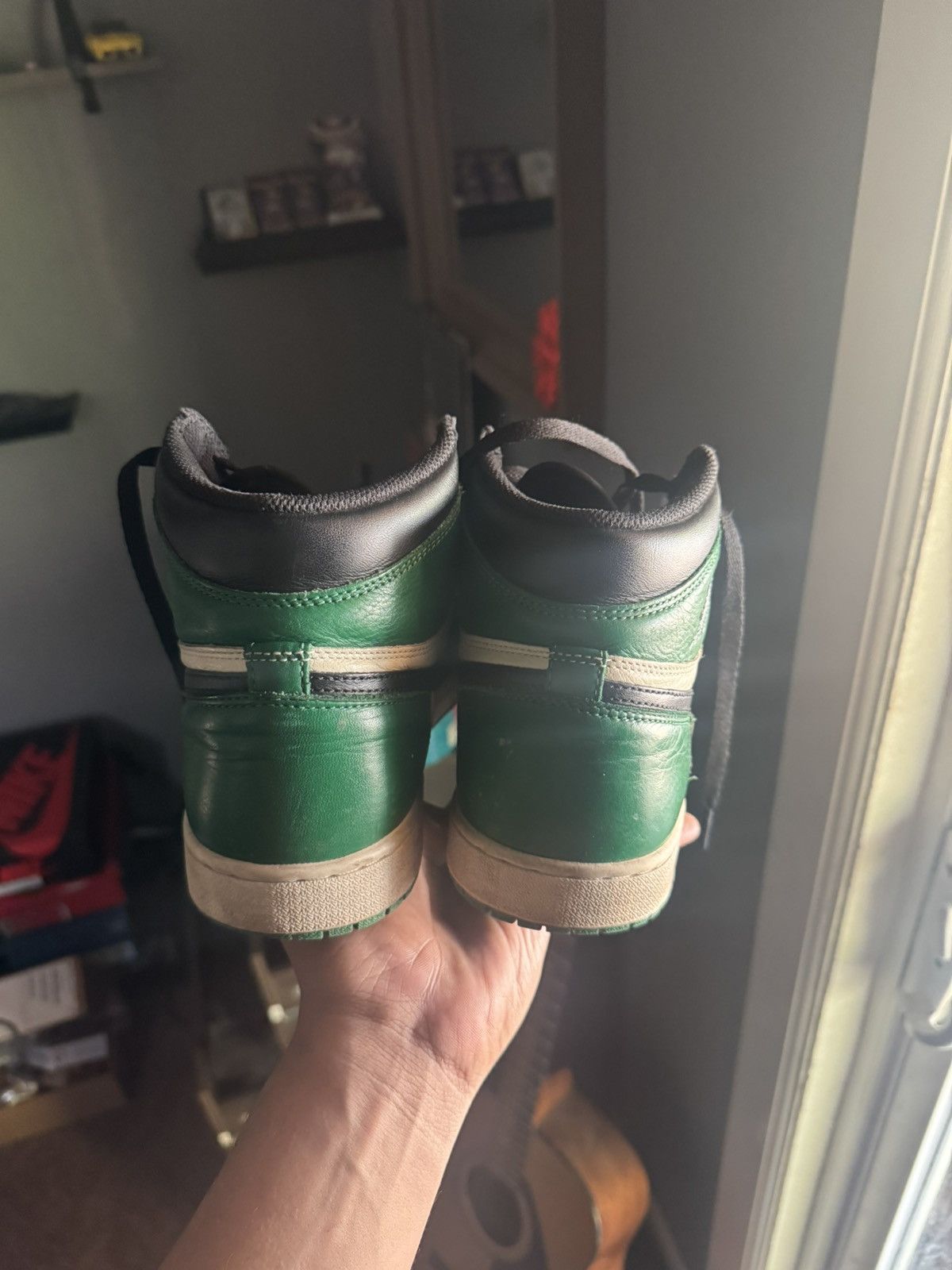 Jordan Brand Jordan 1 Pine Green Size US 10.5 / EU 43-44 - 11 Thumbnail