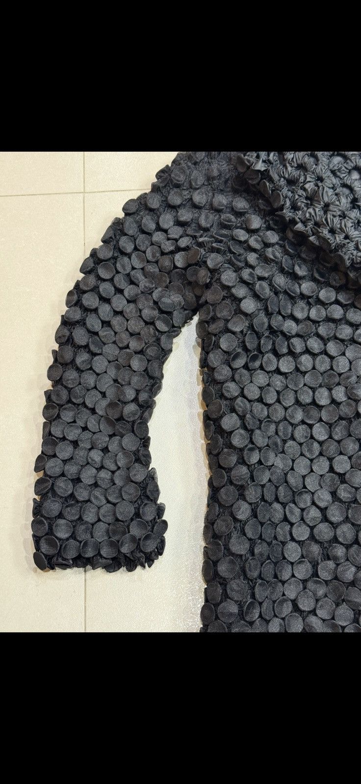2000 Issei Miyake 3d embossed coat