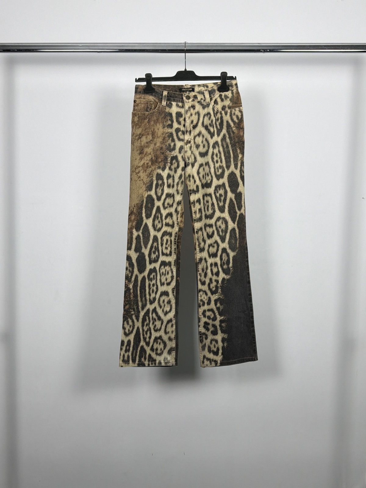 Roberto Cavalli Roberto Cavalli 2000’s Flared Leopard Explosion Denim Jeans Size 28" / US 6 / IT 42 - 1 Thumbnail
